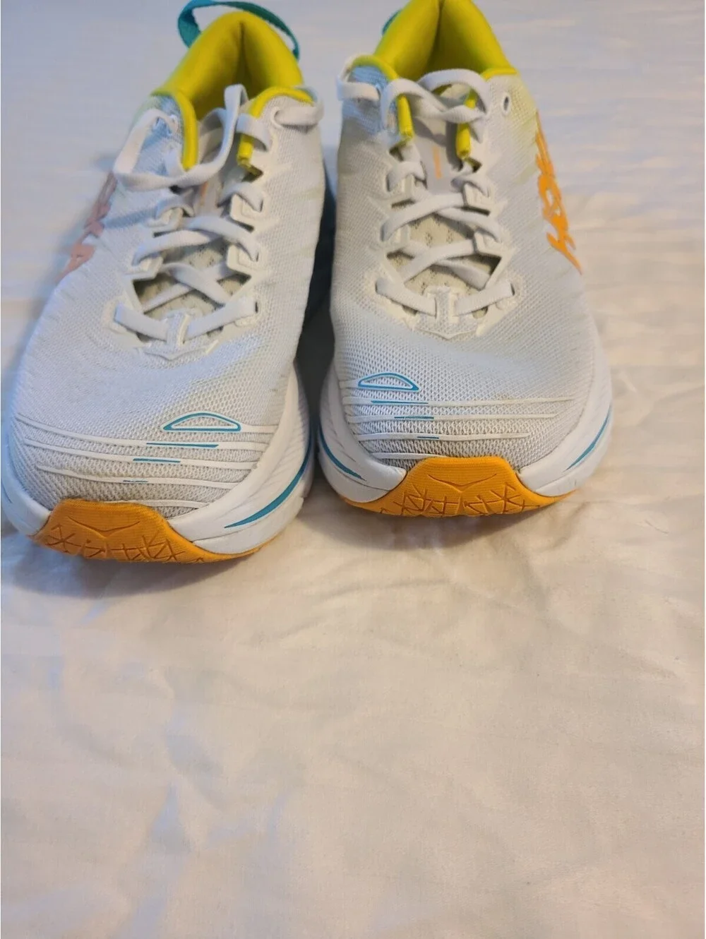 Hoka One One the bondi x is